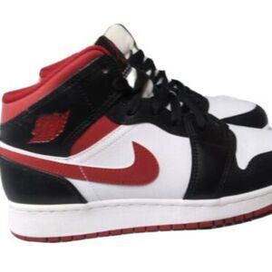 Nike Air Jordan 1 Shoes Mid GS Gym Red Black White  Size 6.5 Y